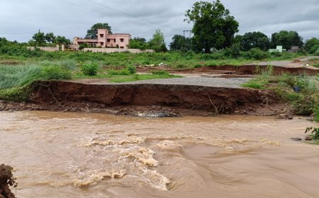 ପୂର୍ତ୍ତ ବିଭାଗ ବେପରୁଆ ନୀତି  ପାଣିରେ ଭାଷୀ ଗଲା ୩୦ ଲକ୍ଷ  ଟଙ୍କାର ଡାଇଭର୍ସନ ରୋଡ,