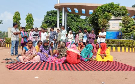 ସ୍ଥାନୀୟ ବିଭିନ୍ନ ସମସ୍ୟା ନେଇ ବେଦାନ୍ତ ଗେଟ ଆଗରେ ଧାରଣା ଦେଲେ ବୁଣ୍ଡେଲ ଓ ଛତ୍ରପୁର ଗ୍ରାମବାସୀ