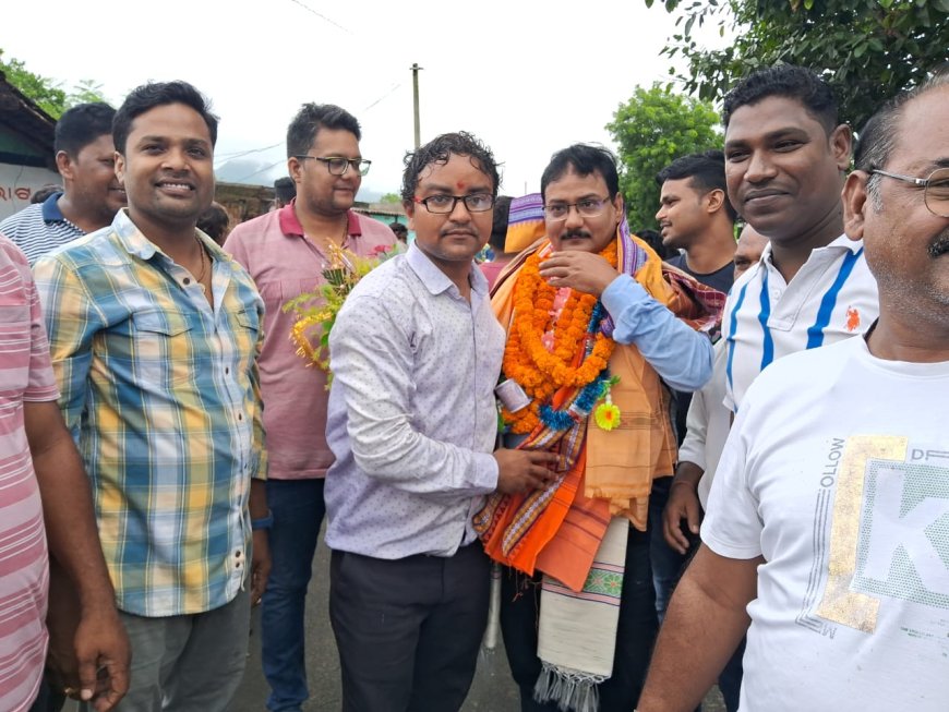 ଜାତୀୟ ଶିକ୍ଷକ ପୁରସ୍କାର ପ୍ରାପ୍ତ ଶିକ୍ଷକ ସନ୍ତୋଷ କୁମାର କର ଙ୍କୁ ଜନ୍ମ ମାଟି ରେ ଭବ୍ୟ ସ୍ବାଗତ ସମ୍ବର୍ଦ୍ଧନା,