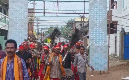 ଦୁର୍ଗା ପୂଜା କଳସ ଶୋଭାଯାତ୍ରାରେ ,ଘୁମୁରା, ଢୋଲବାଦ୍ୟ ସହ ପ୍ରକମ୍ପିତ ହେଲା ନର୍ଲା ସହର,