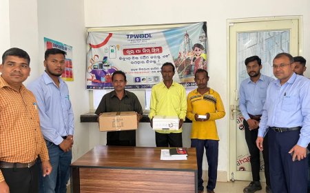 ନର୍ଲା ବିଦ୍ୟୁତ୍  ବିଭାଗ ତରଫରୁ ତିନି ଜଣ ବିଦ୍ୟୁତ୍  ଉପୋଭୋକ୍ତା  ସମ୍ବର୍ଦ୍ଧିତ,