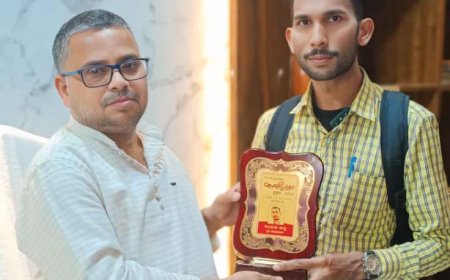 କର୍ଲାମୁଣ୍ଡା ବ୍ଲକ ପ୍ରଶାସନ ତରଫରୁ ସମ୍ମାନିତ ହେଲେ ସମାଜସେବୀ ସରୋଜ୍,