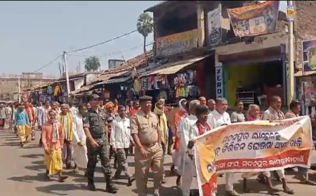 ରାଜସ୍ଵ ସବଡିଭିଜନ ଘୋଷଣା ପାଇଁ ଦାବିପତ୍ର ପ୍ରଦାନ,