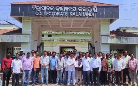 ଭବାନୀପାଟଣା ବ୍ଲକ ଟ୍ରାକ୍ଟର ମାଲିକ ମହାସଂଘ ତରଫରୁ କଳାହାଣ୍ଡି ଜିଲ୍ଲାପାଳଙ୍କୁ ରୟାଲଟି ପ୍ରଦାନ କରିବା ନିମନ୍ତେ ଦାବିପତ୍ର,