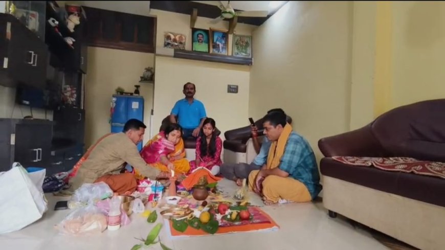 ମୃତ ସ୍ୱାମୀ ଙ୍କୁ  ନ ଭୁଲିବାକୁ ସ୍ତ୍ରୀ ଙ୍କ  ଉଦ୍ୟମ, ପ୍ରତିମୂର୍ତ୍ତି ସ୍ଥାପନ କରି ପୁଣି ହେଇଗଲେ ସଧବା l