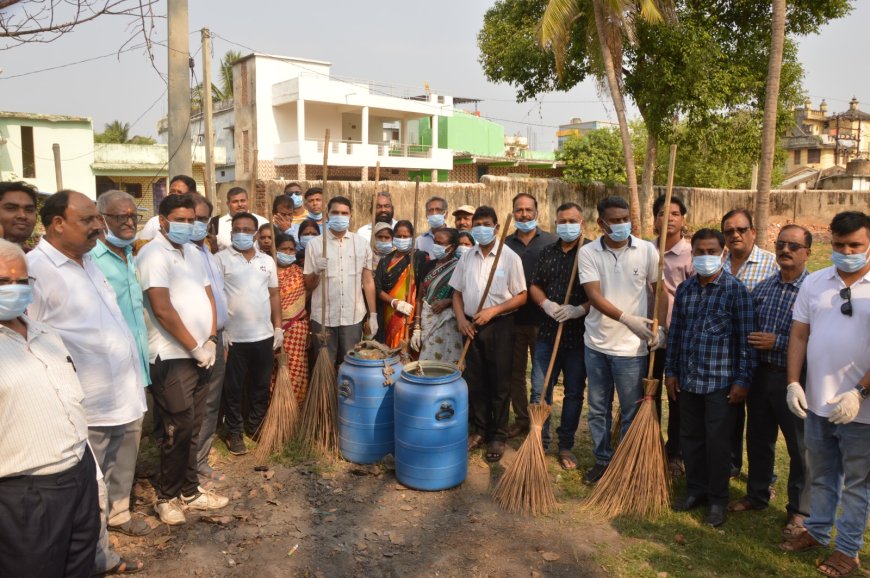 ଓଡ଼ିଆ ପକ୍ଷ ପାଳନ ଅବସରରେ ଦେବାଳୟ ଓ ଐତିହ୍ଯ ସ୍ଥଳୀ ଗୁଡିକର ସ୍ଵଚ୍ଛତା ଅଭିଯାନ।