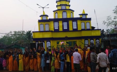 ୧୮ ତମ ମହାଲକ୍ଷ୍ମୀ ପୂଜା ଉପଲକ୍ଷେ  କଳସ ଯାତ୍ରା ସହ ଅଧିବାସ,