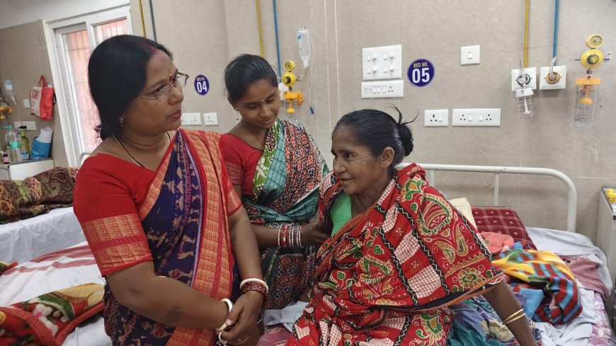 ଜନ୍ମ ଦିନ ରେ ଜଣେ ନିରାଶ୍ରୟ ମହିଳାଙ୍କୁ ରକ୍ତଦାନ କରି ପୁଣିଥରେ ବଞ୍ଚିବାର ନୂଆଁ ଆଶା କିରଣ ଦେଲେ ସମାଜସେବୀ ଶ୍ରୀମତୀ ଶାନ୍ତି ମାଝୀ