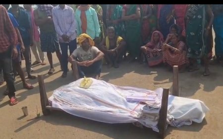 ହଜିଗଲା ମାନବିକତା, ଛୋଟ ଦୁର୍ଘଟଣା ଘଟାଇଲେ ବୋଲି  ପିଟି ପିଟି ଲହୁଲୁହାଣକଲେ, ଚିକିତ୍ସାଧୀନ ଅବସ୍ଥାରେ ଯୁବକର ମୃତ୍ୟୁ,