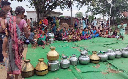 ମକ୍ରାଗୁଡାରେ ପାଣି ପାଇଁ ରାସ୍ତା ଅବରୋଧ,