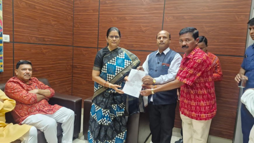 ଶିକ୍ଷକ ଯୋଗାଇଦେବା ନିମନ୍ତେ ଉପ ମୁଖ୍ୟମନ୍ତ୍ରୀଙ୍କ ଜରିଆରେ ମୁଖ୍ୟମନ୍ତ୍ରୀଙ୍କୁ ଦାବିପତ୍ର,